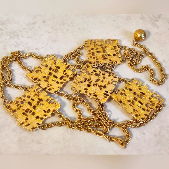 Vintage Modernist Brutalist Plate Chain Belt - Picture 3 of 11